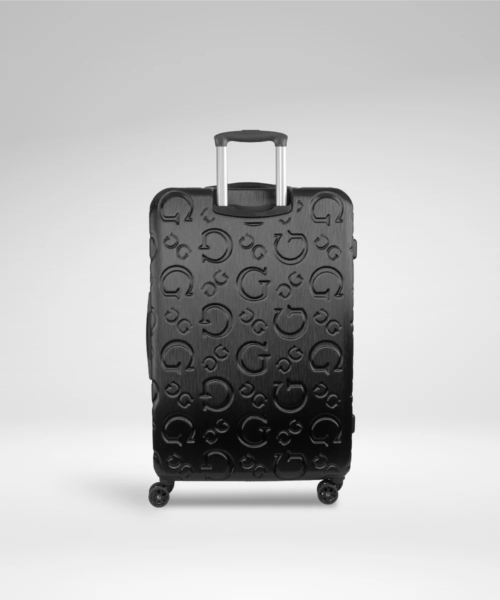 GUESS Oak Park - Image 3
