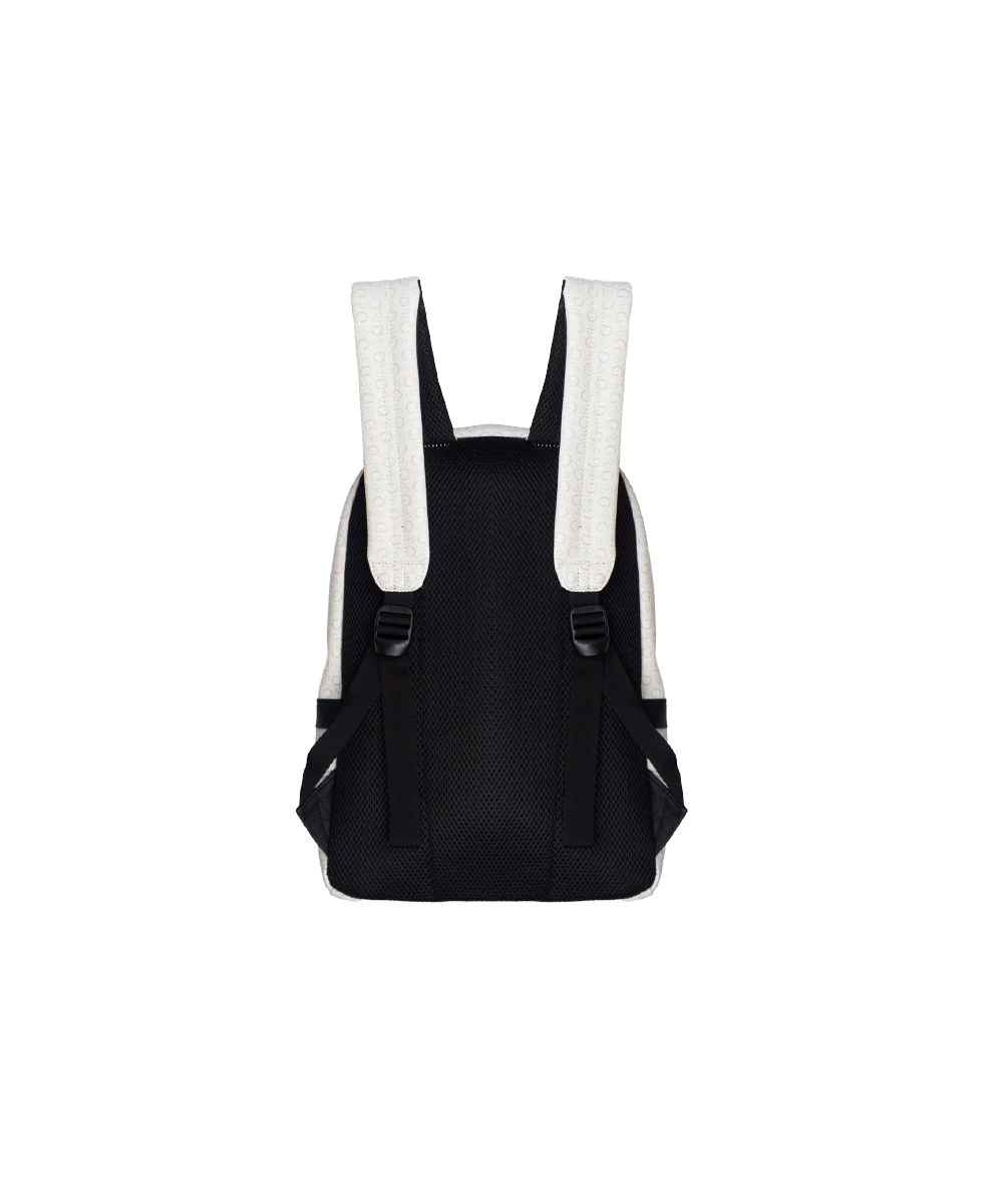 GUESS Travels Bag - Image 4