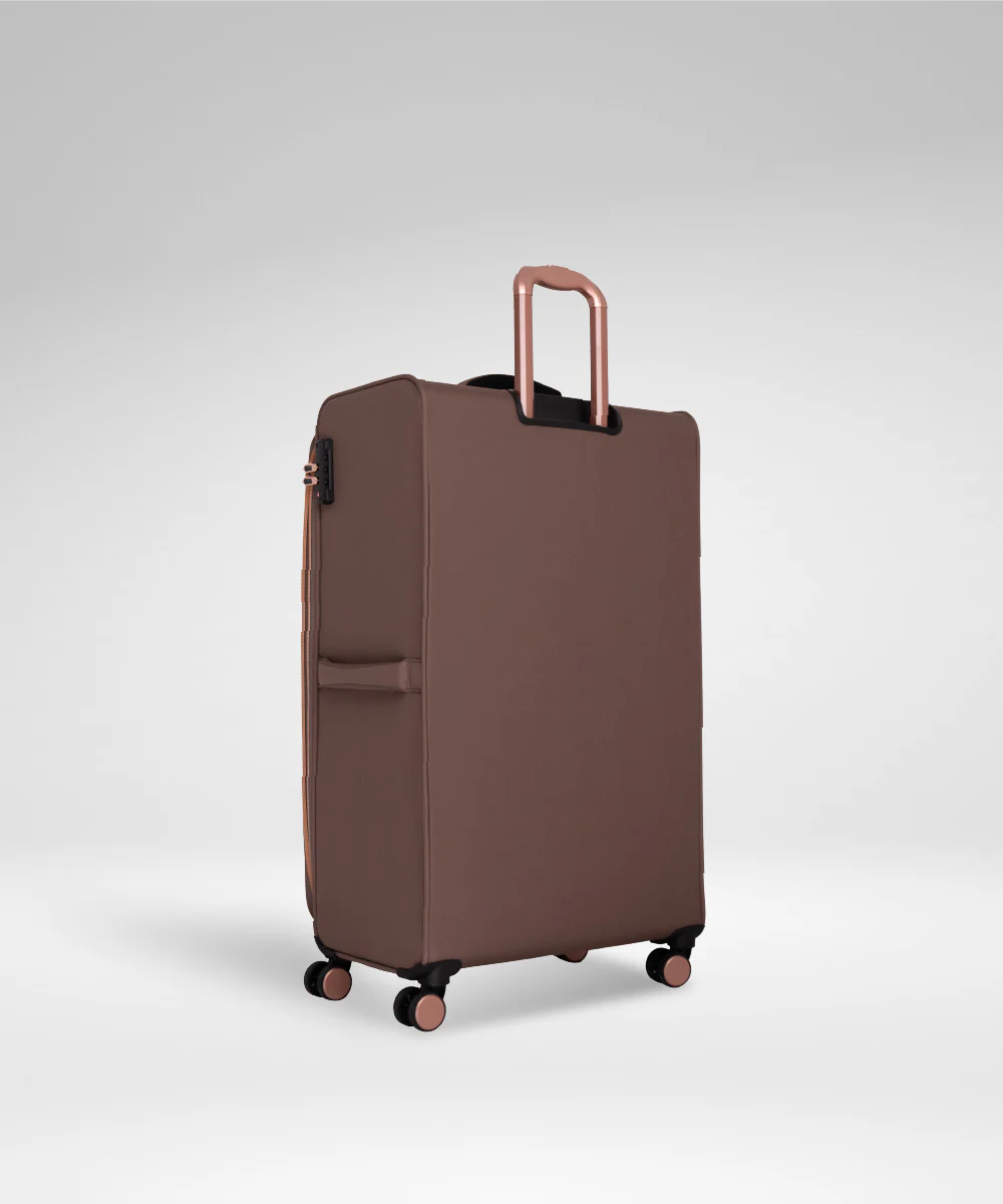 IT Luggage Esplanade - Image 10