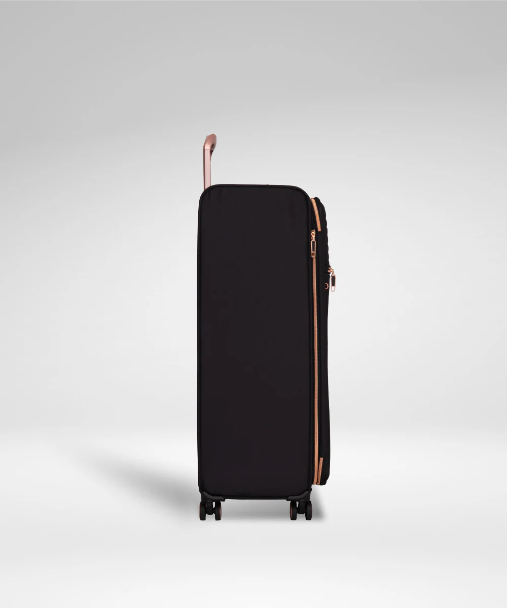 IT Luggage Esplanade - Image 16