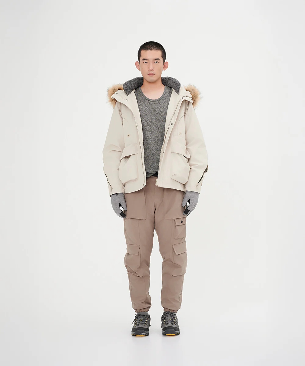 Men's Down Jacket Topped With A Luxurious Fur-Lined Hood - Image 3