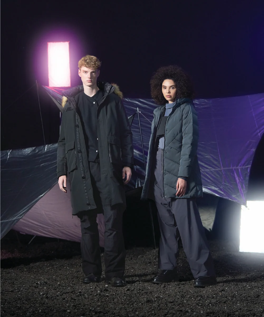 Women's Esslite Down Jacket with Concealed Zip Pockets - Image 3