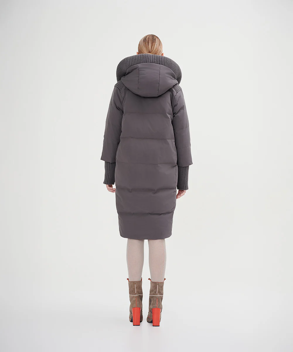 Women's Boxy Down Jacket With Chunky Rib - Image 9